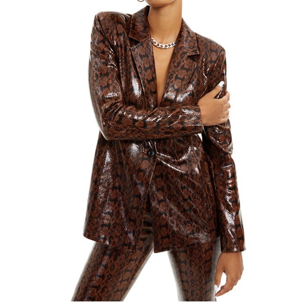 NWT WeWoreWhat Danielle Bernstein Snake Skin Pant & Blazer Set